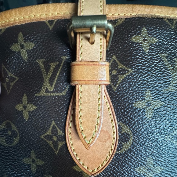 Louis Vuitton Monogram Bucket Bag - Picture 10 of 13